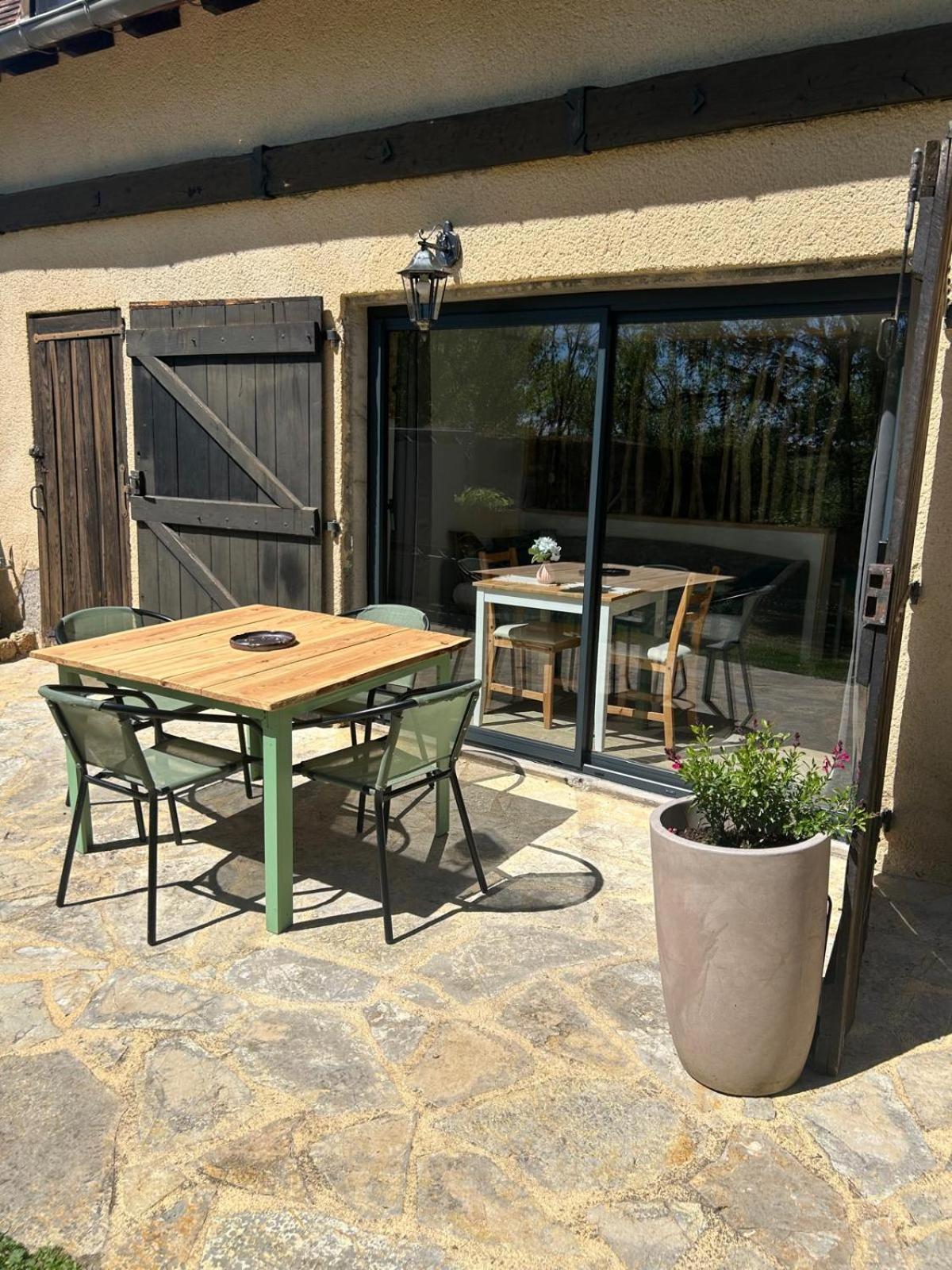 Gites Sur Le Causse De St Chels, Charme Sport Et Detente Saint-Chels Exterior photo
